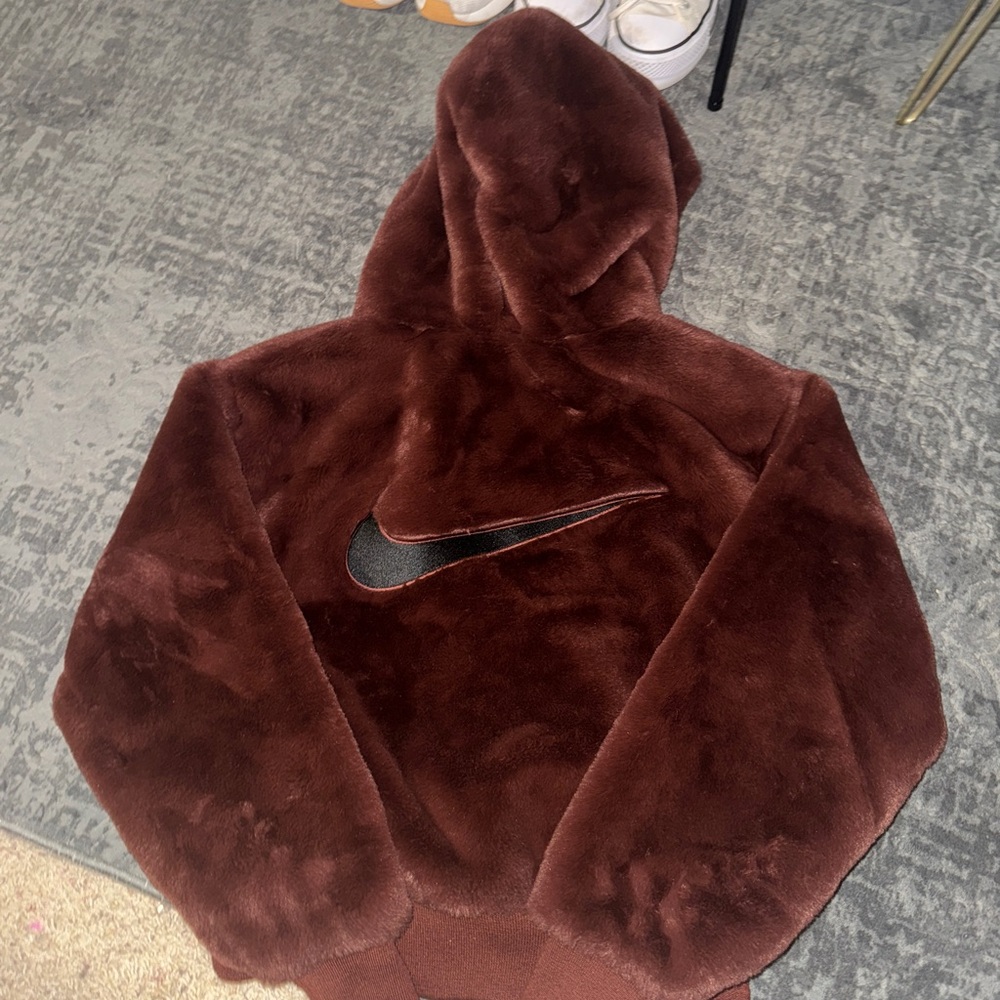 Nike Brown Faux Fur Hooded Jacket Women’s size XS - Picture 2 of 3